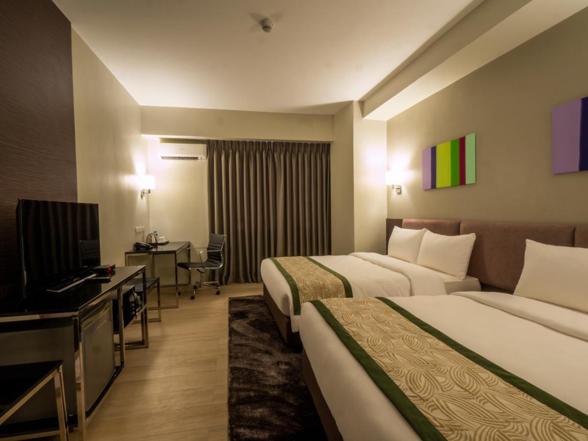 Sequoia Hotel Manila Bay Paranaque City Exteriör bild